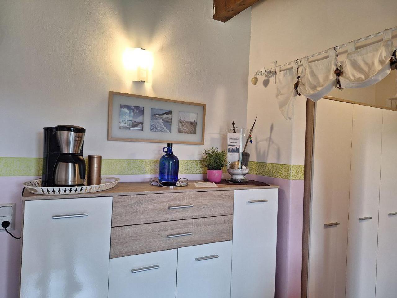 Kleine Einzigartige Ferienwohnung Auf Dem Bauernhof, Direkt In Der Natur Mit Blick Auf Schloss Braunfels Kültér fotó